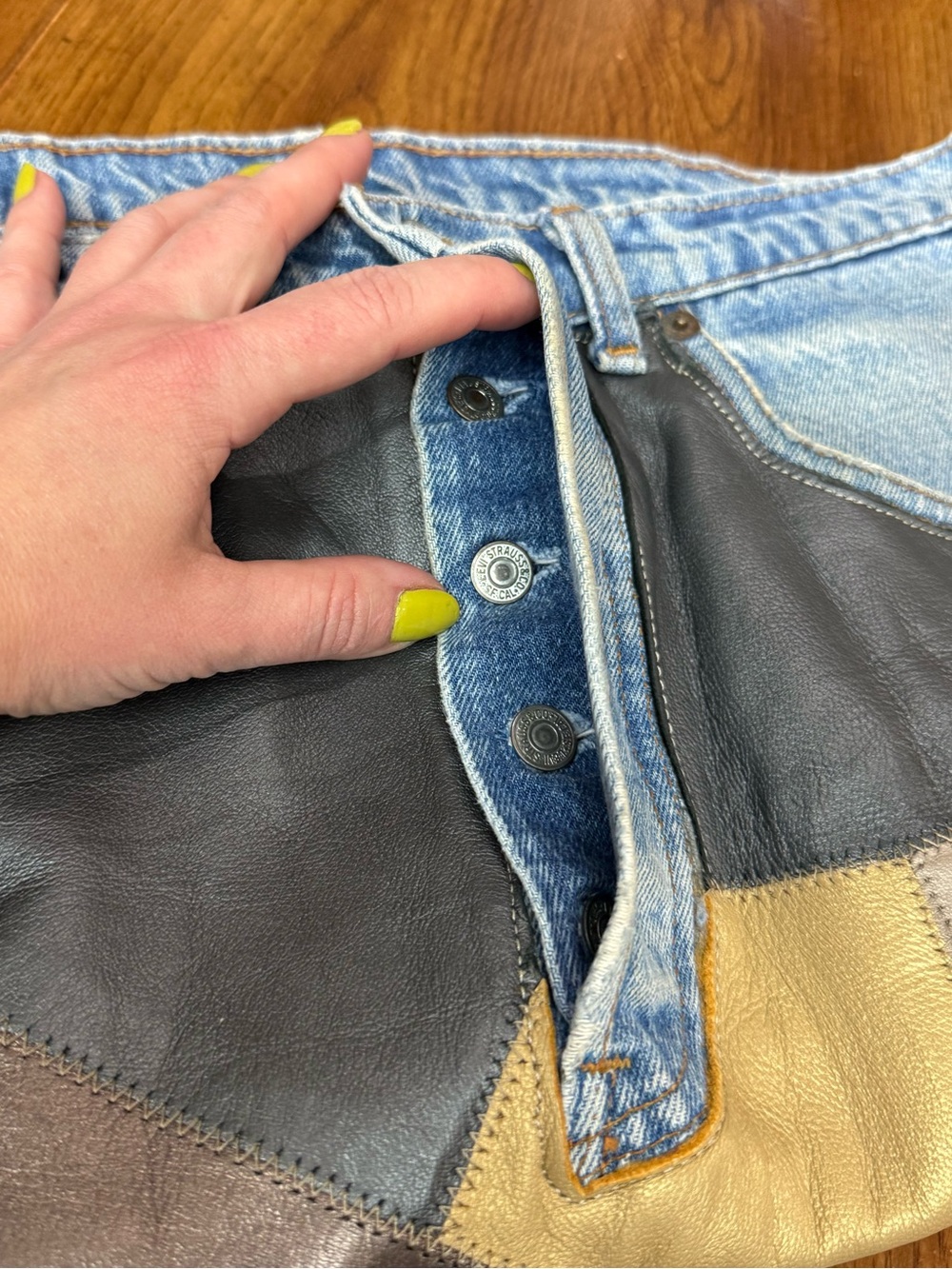 Vintage Leather Patchwork Skirt Upcycled Levi’s 501 Denim Jeans Size 12 - Picture 8 of 16